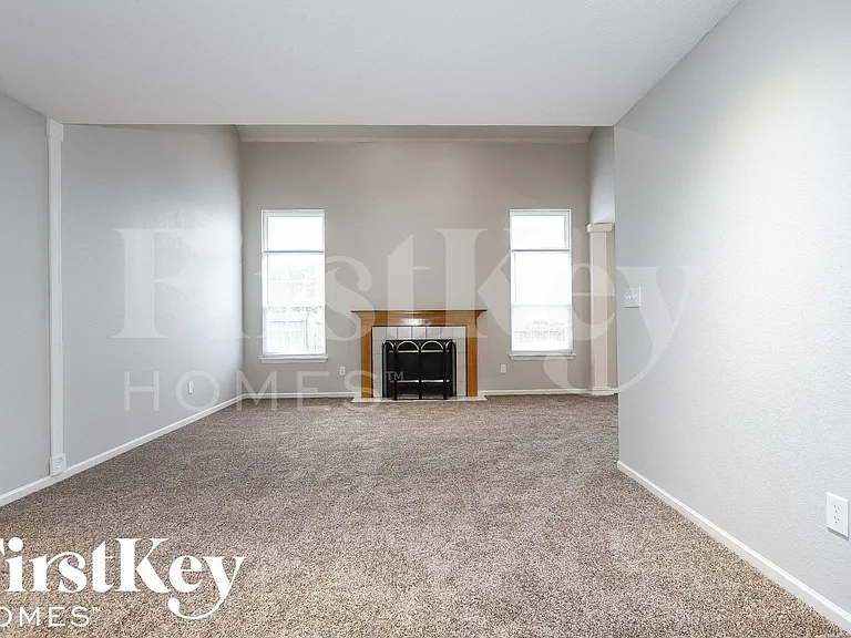 4412 Barharbor Ct — Photo 2