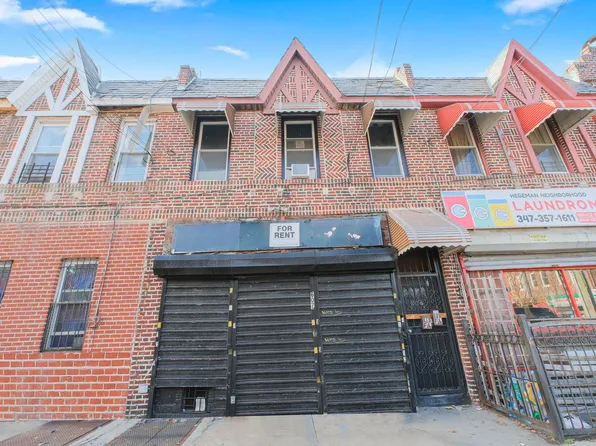 607 Hegeman Avenue image 4 of 6