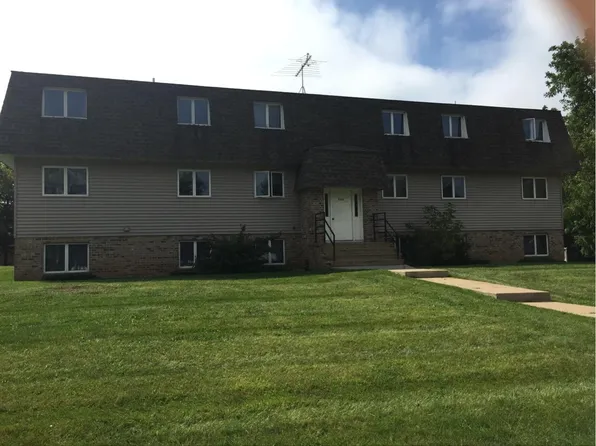 840 E 6th St APT 5, New Richmond, WI 54017