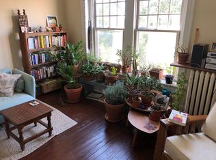 747 10th St SE APT 4, Washington, DC 20003