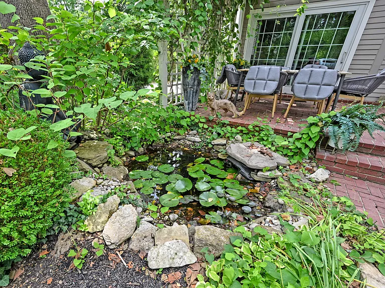 6900 Drake Rd — Photo 17