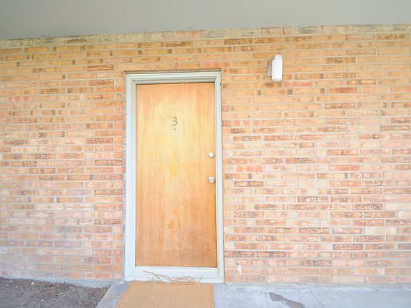 2nd image of 5121 24th Ave NE #3