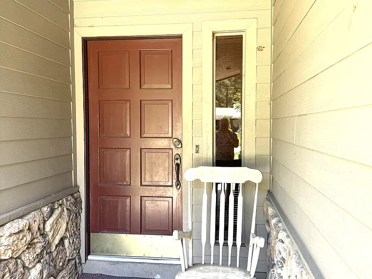 3956 Cedar Cove Ln — Photo 3