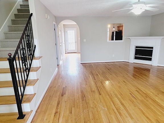 2nd image of 205 Northwynd Cir