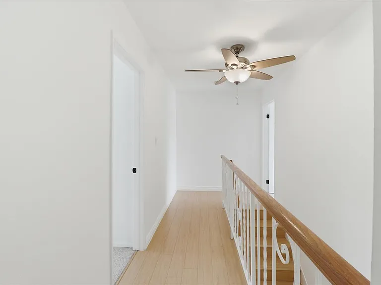 577 Houston Dr — Photo 20