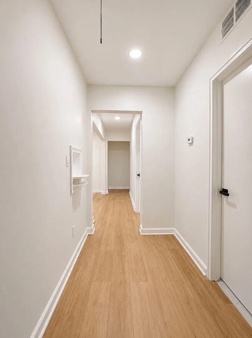 Completely renovated 5-bedroom, 3-bathroom home in the highly desirable Dalraida — Photo 3