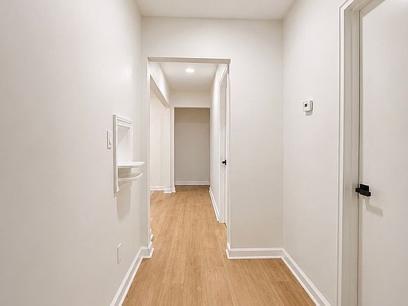 3rd image of 3556 N Wareingwood Dr