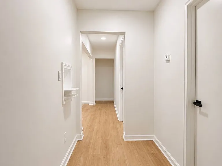 3556 N Wareingwood Dr — Photo 3