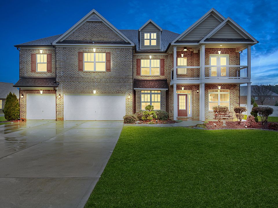 1st image of 121 Hilda Way