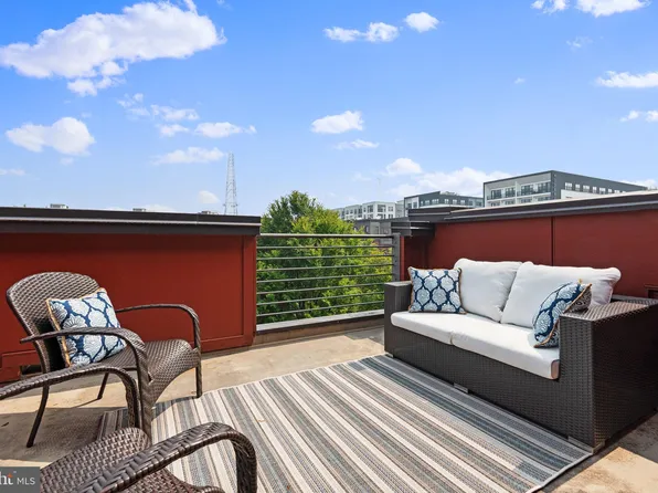 3005 District Ave, Fairfax, VA 22031