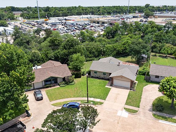5th image of 2124 Stonehenge Dr