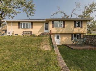 405 Wiley Blvd NW, Cedar Rapids, IA 52405