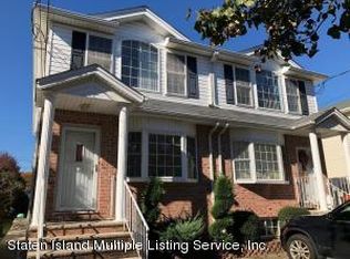 43 Thollen St, Staten Island, NY 10306