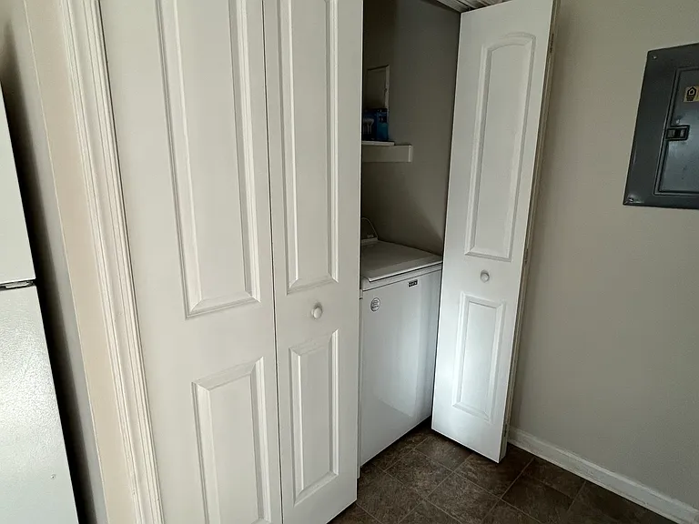 4664 Genoa Cir — Photo 7