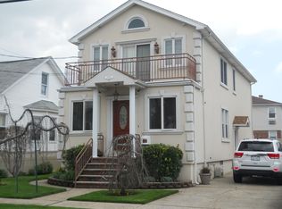 16019 97th St, Howard Beach, NY 11414