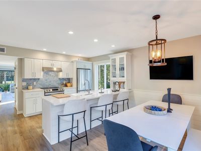 90 Gloucester Rd APT 801, Hilton Head Island, SC, 29928