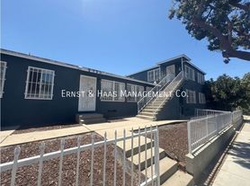 2195 Locust Ave, Long Beach, CA