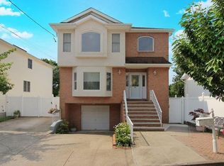 92 Clearmont Ave, Staten Island, NY 10309