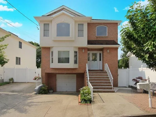 92 Clearmont Ave, Staten Island, NY 10309