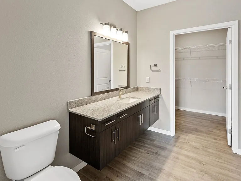 Encore Park Apartments — Photo 15