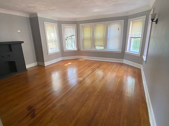 2nd image of 7945-47 S Ellis Ave #3