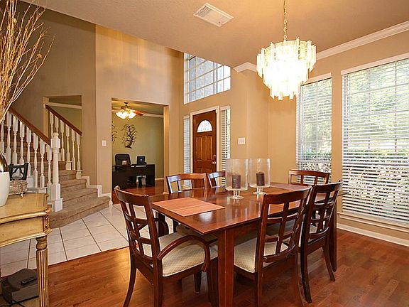 4th image of 2608 Piney Woods Dr