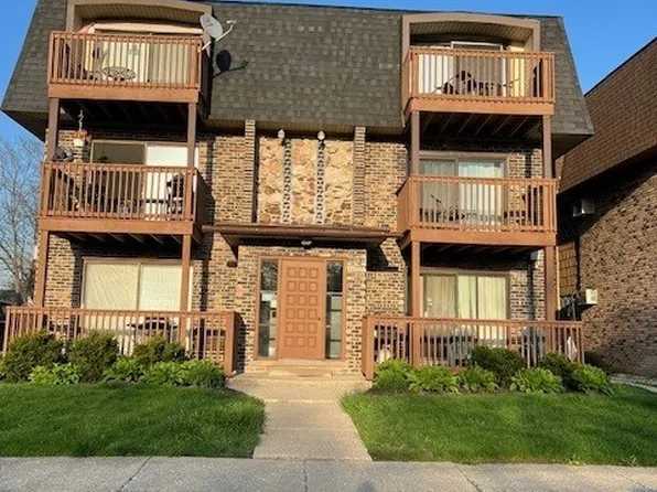 14747 Kenton Ave APT 2A, Midlothian, IL 60445