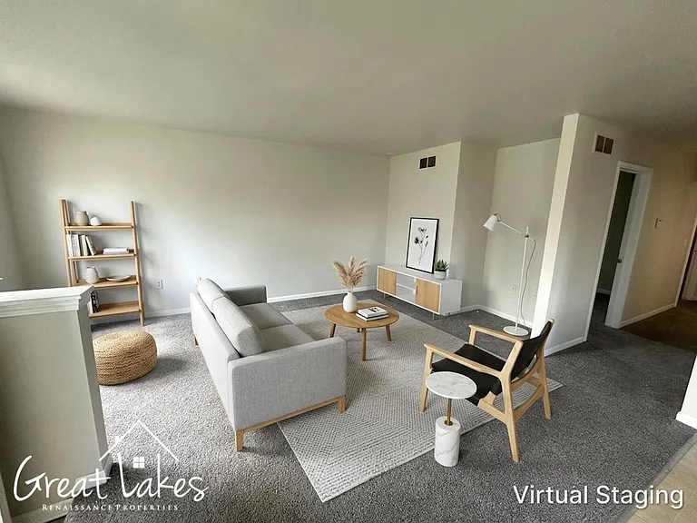 27510 Garfield St — Photo 2