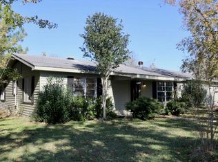 6445 Carrell St, Shiro, TX 77876