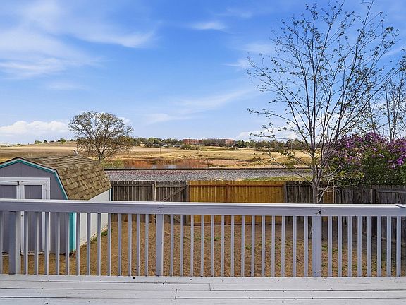 5th image of 539 Cora Pl