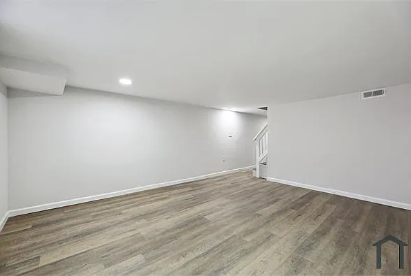 2141 W Fayette St — Photo 13