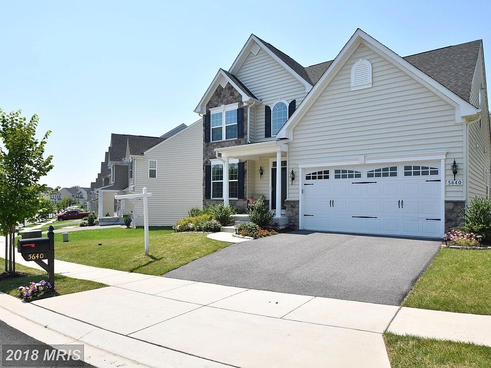 Welcome Home to 5640 Crescent Ridge Drive