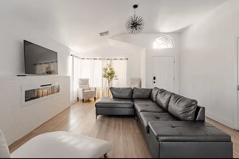 3 bed, $5,100 — Photo 3