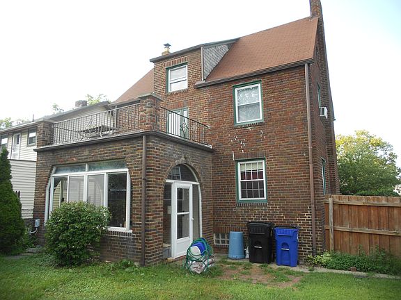 5th image of 13701 Courtland Ave