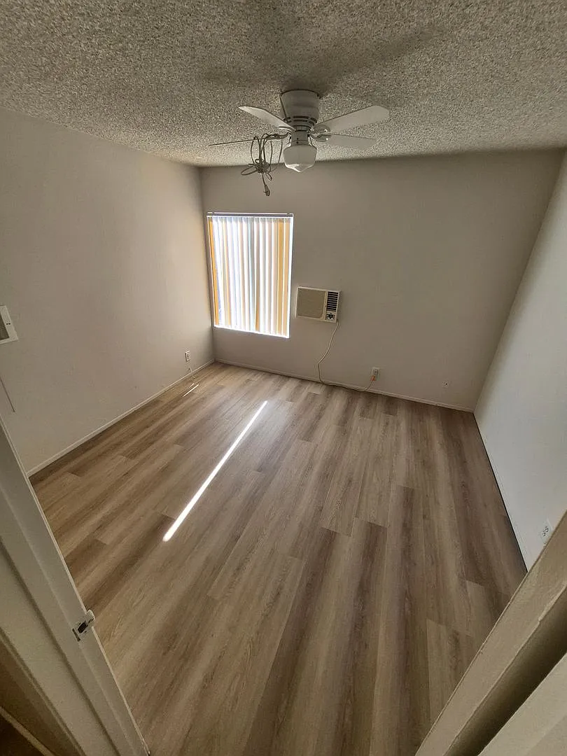 1130 W. San Bernardino Rd — Photo 4
