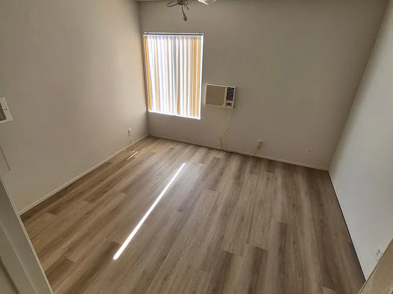 1130 W. San Bernardino Rd — Photo 20