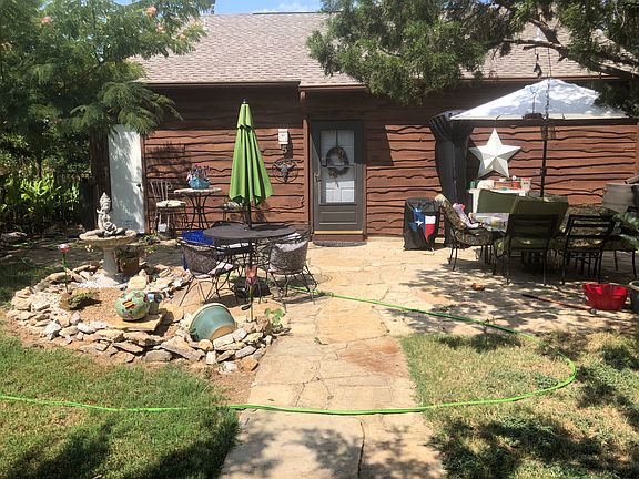 2nd image of 101 Hideaway Dr Unit 5