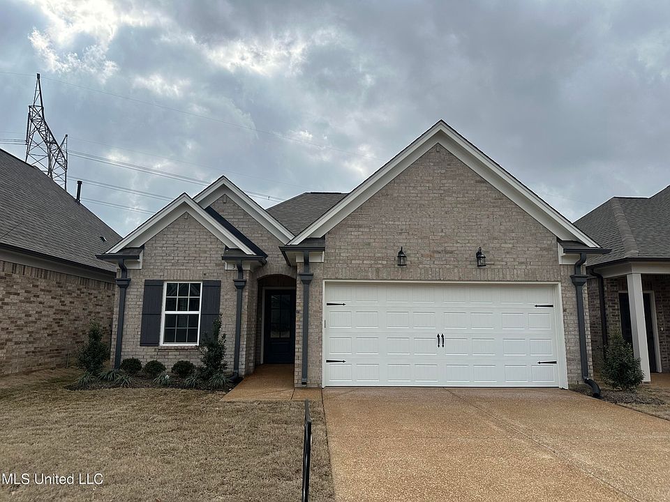 1st image of 335 Flower Garden Dr