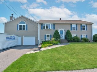 94 Carrier Ave, Attleboro, MA 02703