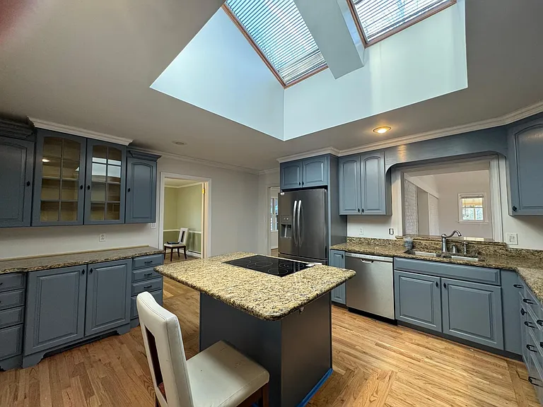 103 Thornwood Rd — Photo 5