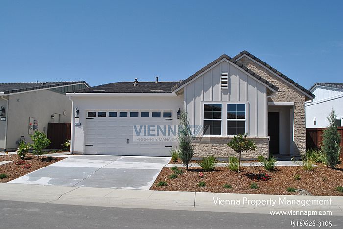 1st image of 3593 Deer Park Dr