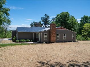 13785 Rockhaven Rd, Newbury, OH 44065