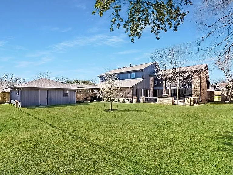 3705 Old Oaks Dr — Photo 32
