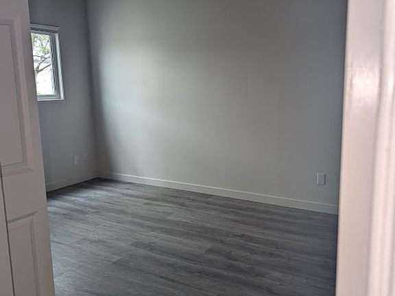 4th image of 3235 SE 1st St #377-19