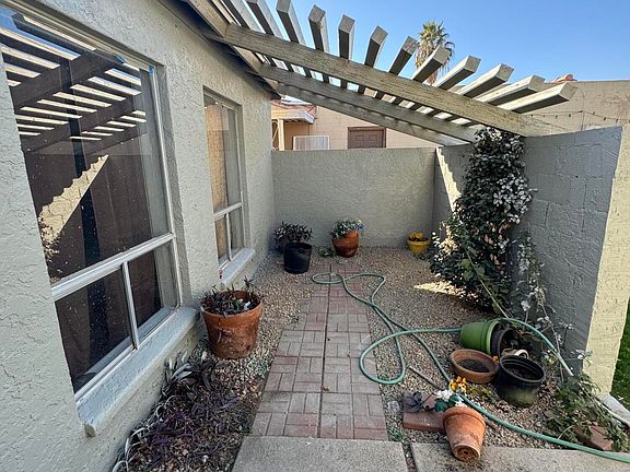 2nd image of 4023 W HARMONT Drive