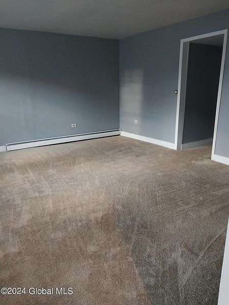 4th image of 594 3rd Avenue