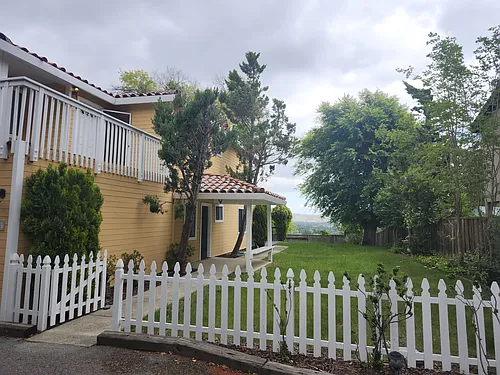 2542 Mockingbird Hill Rd Photo 1