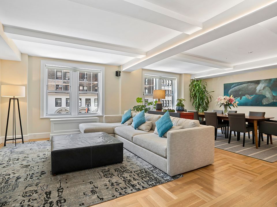 1st image of 27 W 72nd St #305