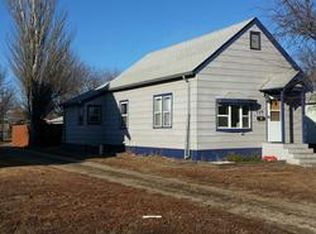 309 E 6th St, Miller, SD 57362