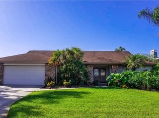 3922 Prairie Dunes Dr, Sarasota, FL 34238